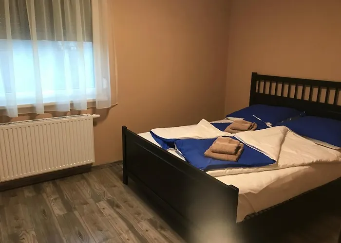 Jada Lakas Keszthely